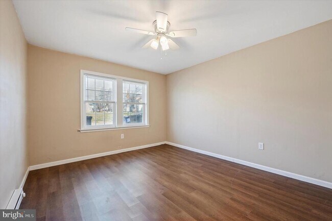 Building Photo - 2802 Edgmont Ave