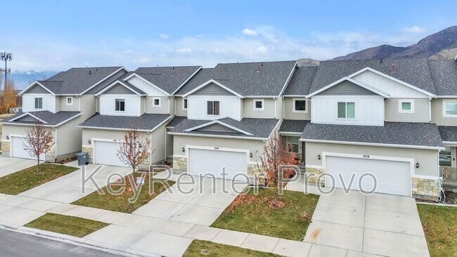 Foto del edificio - 1042 N 120 E St