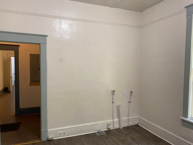 Building Photo - 29 Harvey St