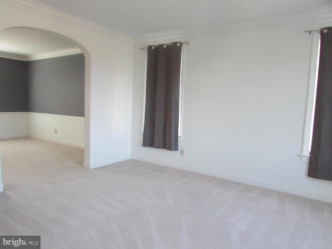 Foto del edificio - 17 Wilkinson Dr