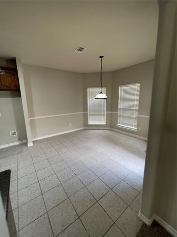 Building Photo - 2740 Eastland Dr