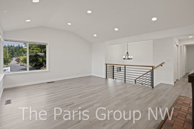 Building Photo - Lovely 2025 Remodeled Shoreline 4BR in Ric...