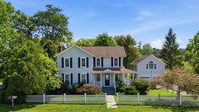Building Photo - 313 Warren Rd