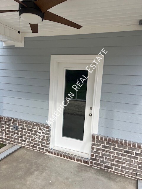 Building Photo - Brand New Home!