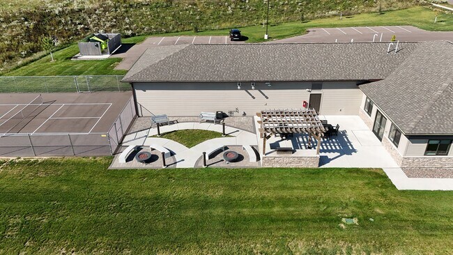 Foto del edificio - SCS Eau Claire Apartment Community