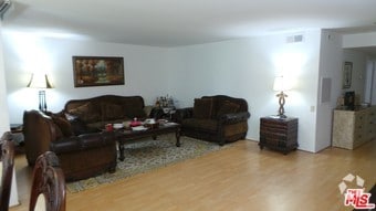 Primary Photo - 5301 Balboa Blvd