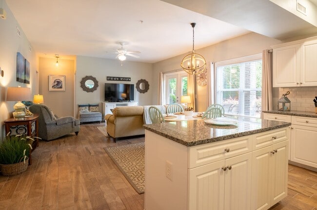 Building Photo - OFF-SEASON FURNISHED MONTHLY RENTAL STARTI...
