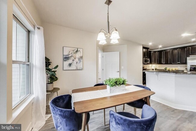 Foto del edificio - 10020 Ruffian Wy