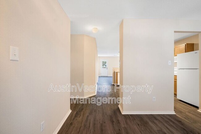 Foto del edificio - 18220 Canopy Ln