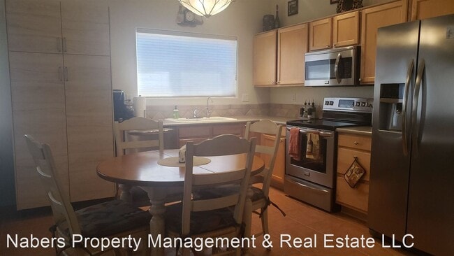 Building Photo - 16545 E Gunsight Dr