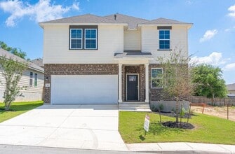 Building Photo - 740 Ft Leonard