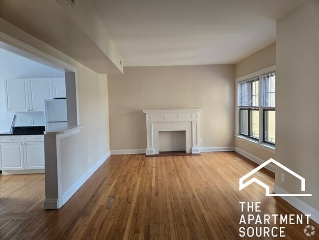 Building Photo - 929 Forest Ave