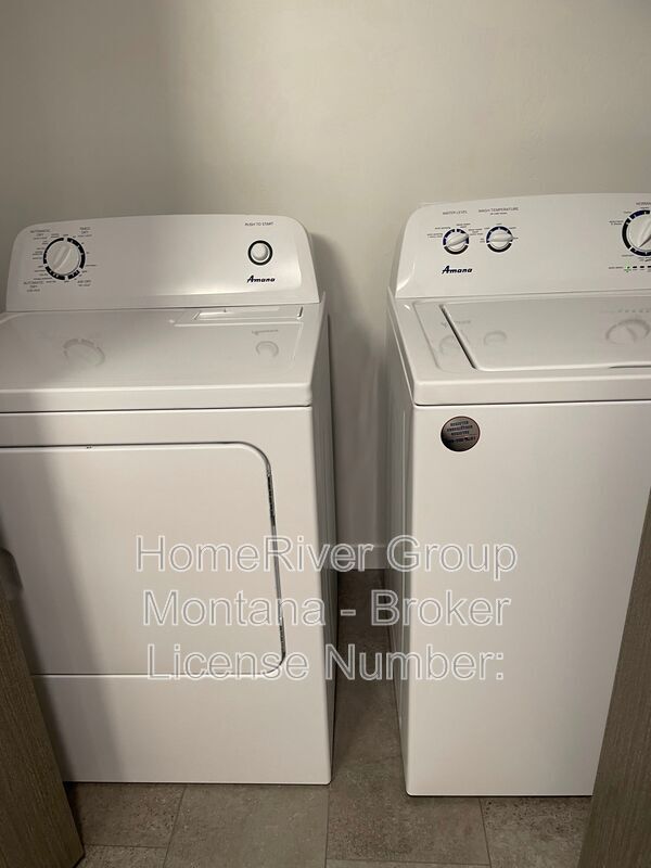 Building Photo - 1365 Rodgers St