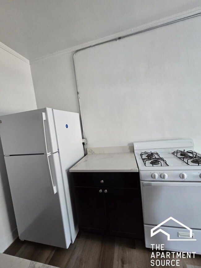 Foto del edificio - 4866 N Magnolia Ave