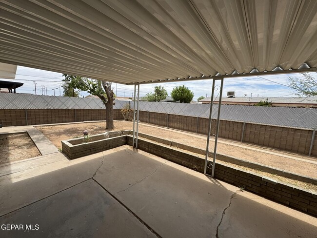 Building Photo - 5704 Miami Ct