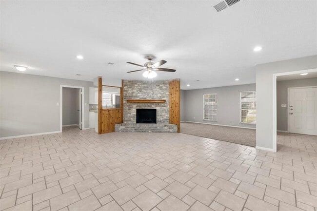 Building Photo - 11418 Barwood Bend Dr