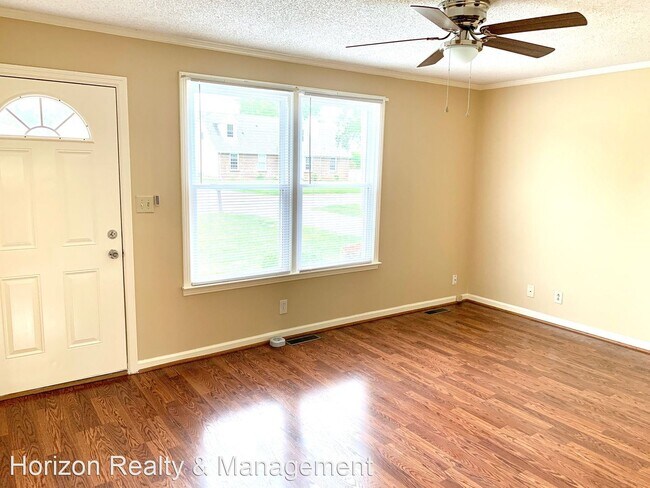 Building Photo - 3 br, 1.5 bath House - 3396 Minor Drive
