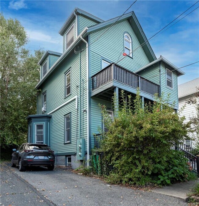 Building Photo - 6 Prospect St