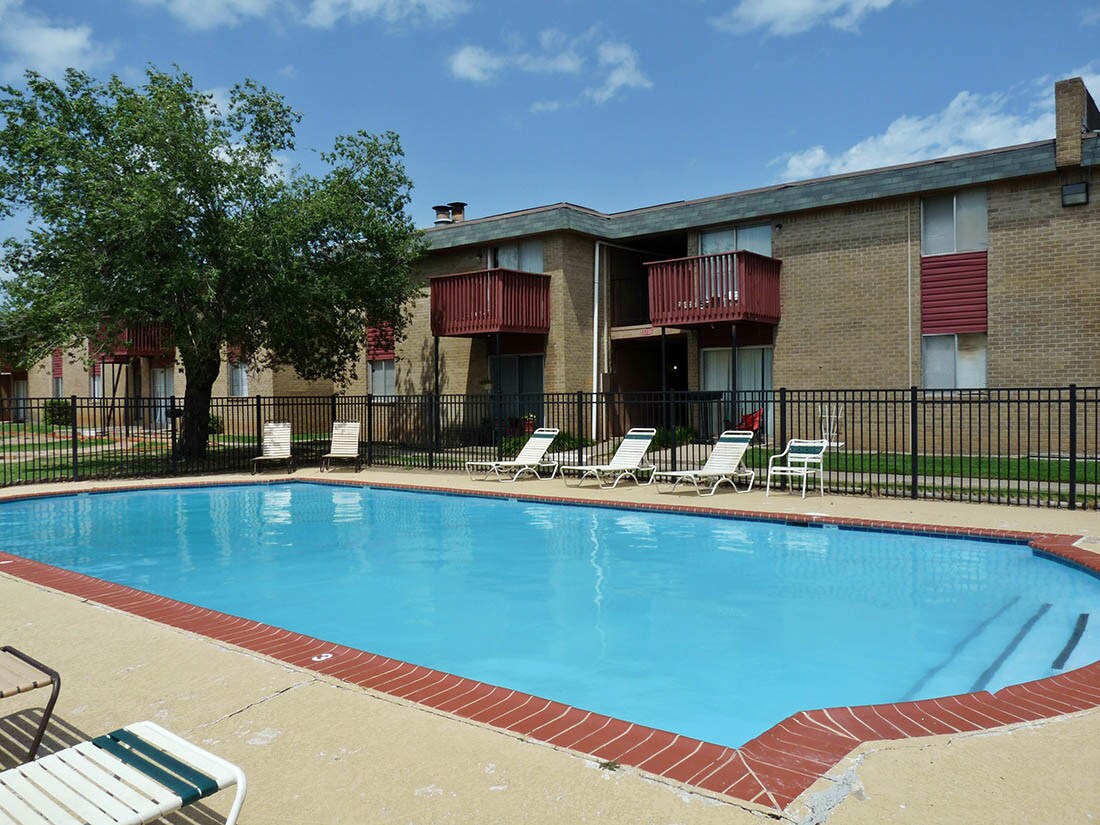 Summer Oaks Apartments Oklahoma City, OK