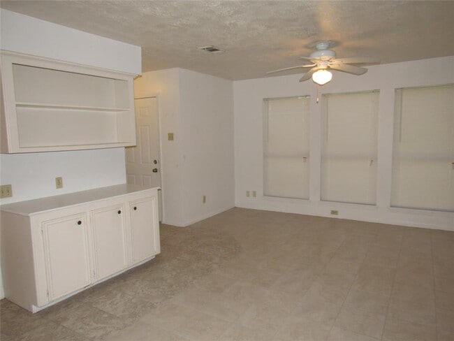 Building Photo - 1508 McDugald Rd
