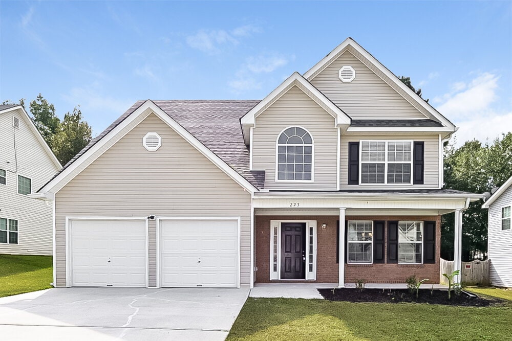 Primary Photo - 223 Millstone Dr