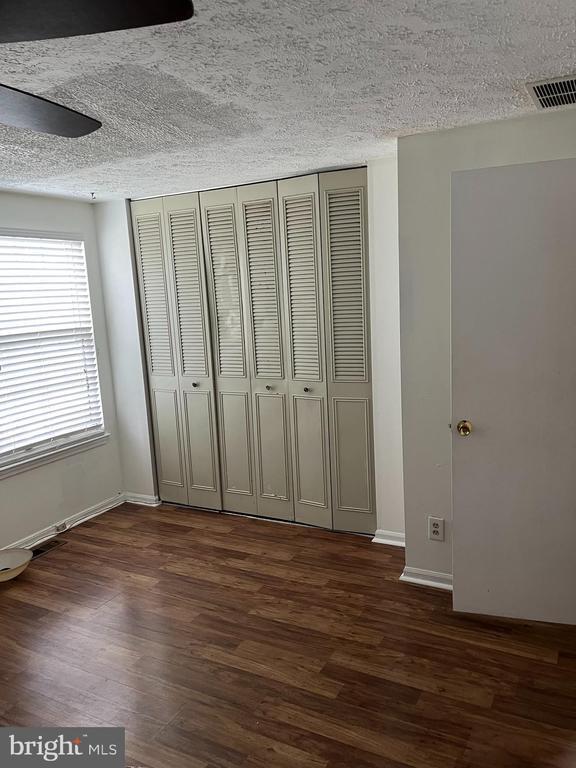 Building Photo - 153 Villa Knoll Ct