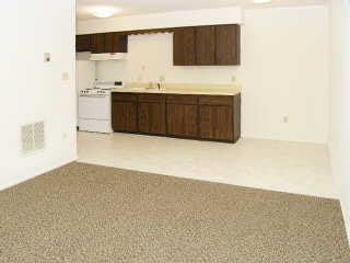 Building Photo - OakLawn Village