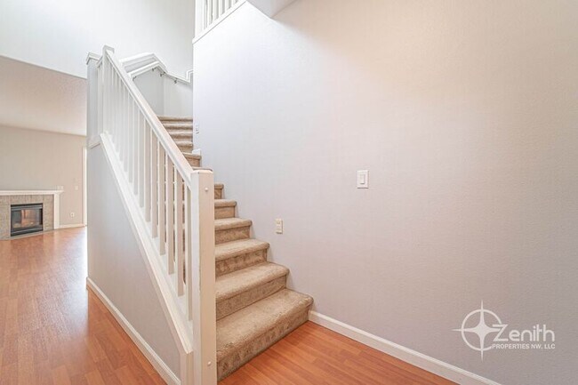 Photo - 8014 NE 35th Ave House