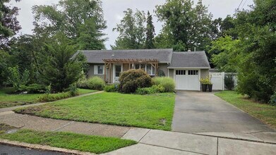 Building Photo - 308 Steven Dr