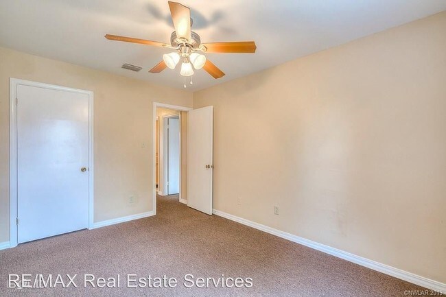 Building Photo - 3 br, 2 bath House - 10004 Georgetown Drive