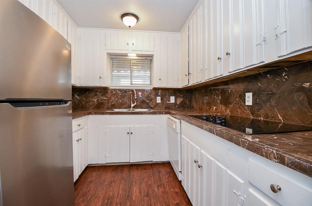 Primary Photo - 4725 1/2 Merwin St