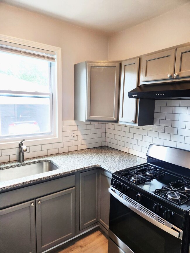 Photo - 19-21 Penn Street Apartment