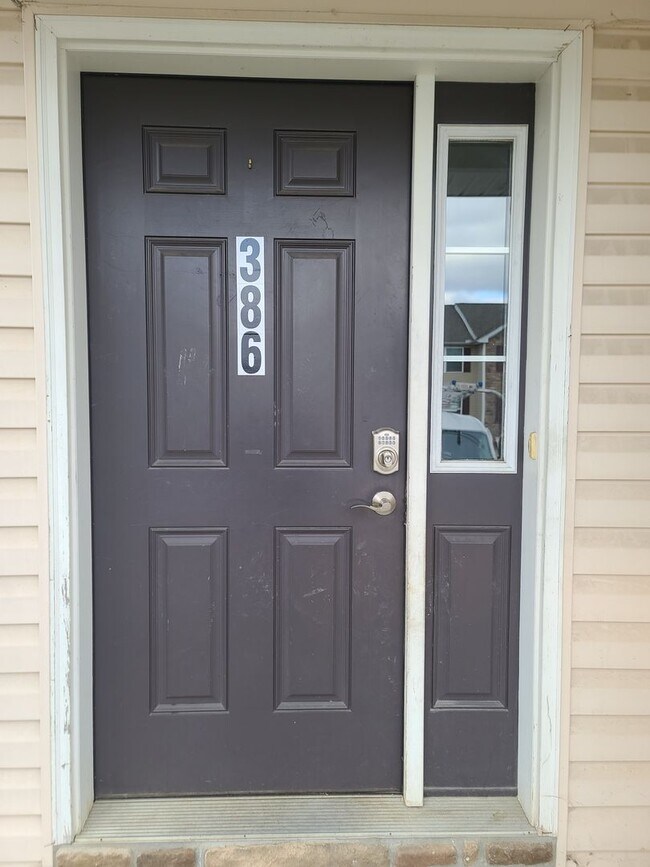 Foto del edificio - 3 Bedroom 2 1/2 bath Townhome for Rent in Waynesboro