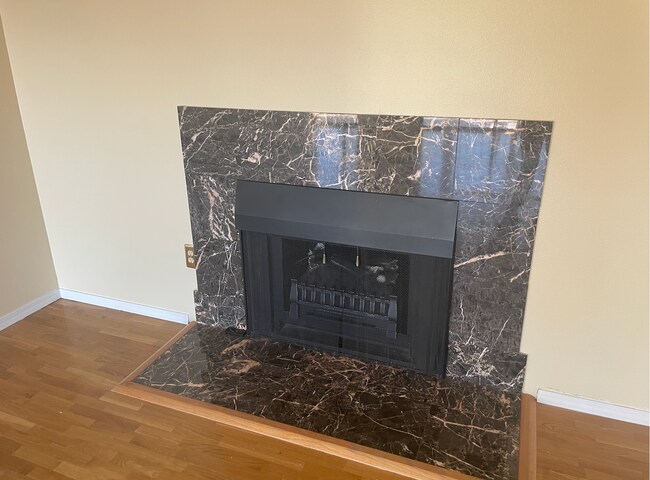 Foto del edificio - 7865 E Mississippi Ave