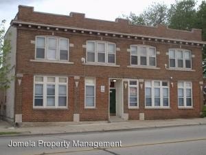 Primary Photo - 5066 S Packard Ave