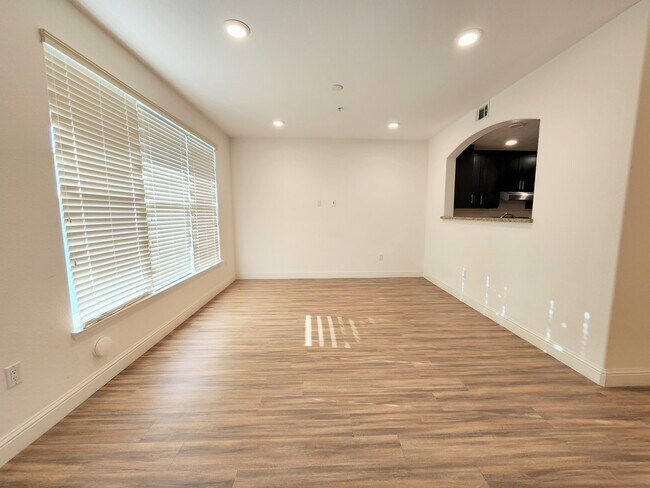 Living room - 2585 El Camino Real