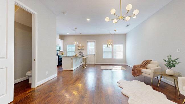 Building Photo - 5430 Camaguey St