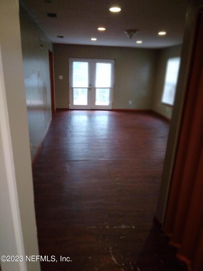 Foto del edificio - 1150 Kenmore St
