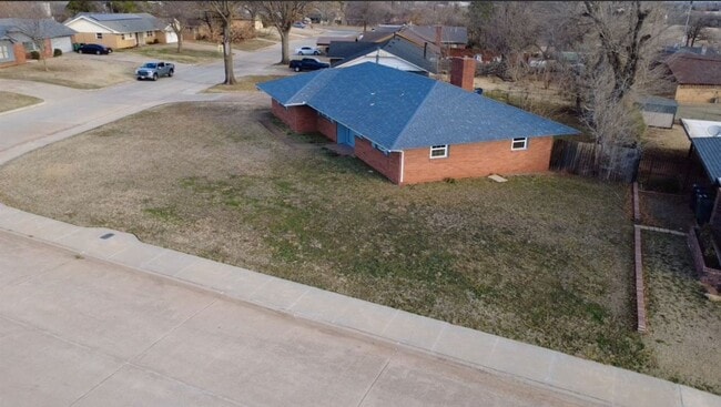 Building Photo - 5 Bedroom Rent to Own Home Available!