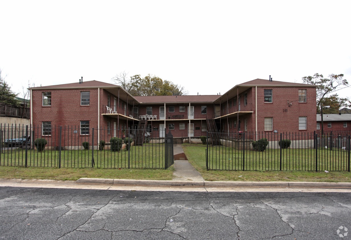 Primary Photo - 141 Grape St NE