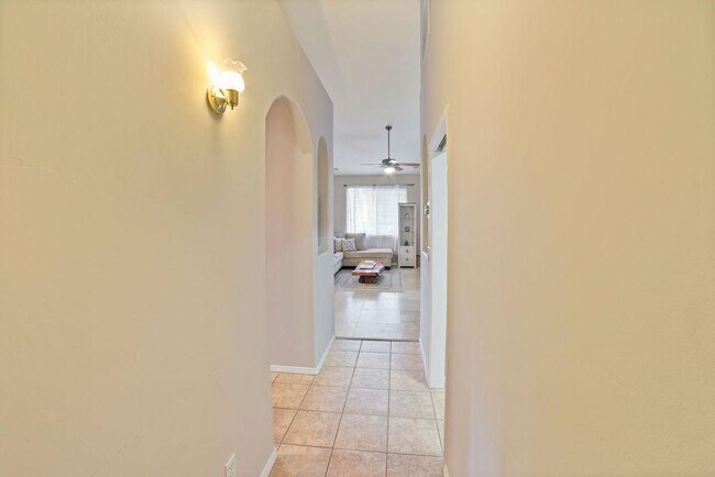 Foto del edificio - 603 Brookline Loop