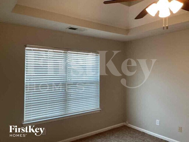 Foto del edificio - 2631 S Hills