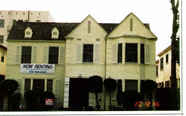 Foto principal - 4754 Oakwood Ave