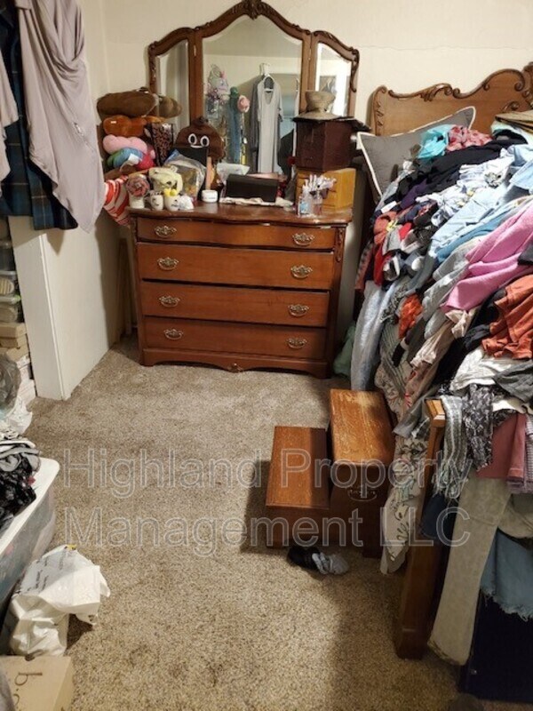 Foto del edificio - 1155 1/2 NE Lake St