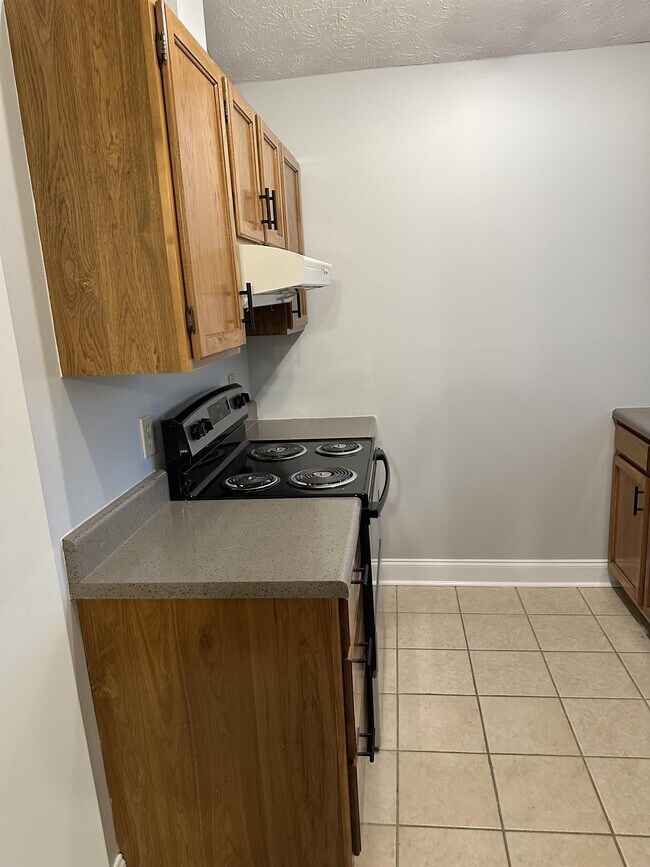 Building Photo - 603 Idlewood Ln
