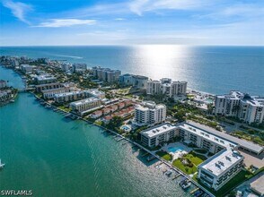 Building Photo - 3200 Gulf Shore Blvd N