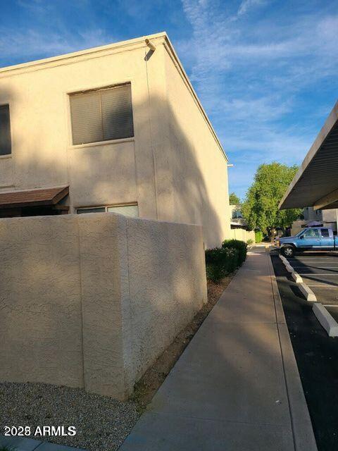 Foto del edificio - 4255 N 81st St