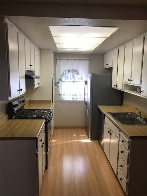 Foto del edificio - 2148 Roundhouse Rd