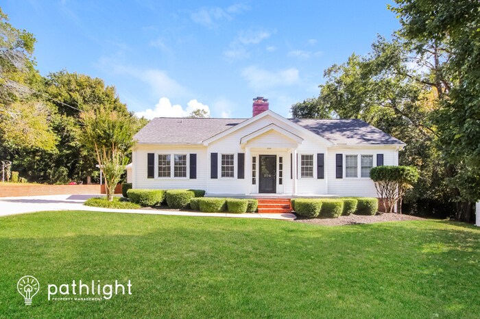 Foto principal - 304 E 2Nd Avenue, Easley, SC, 29640