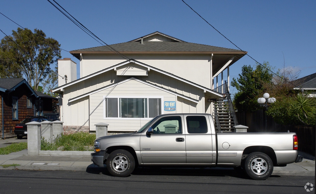 Building Photo - 440 Jackson Ave